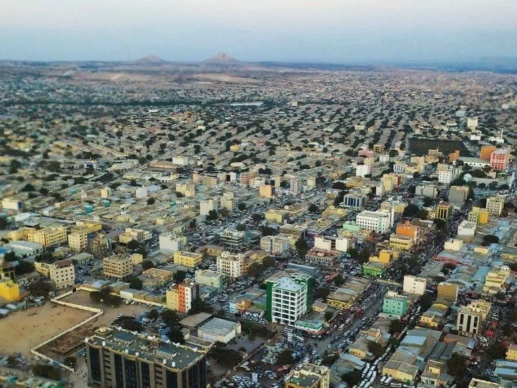 أرض البونت.. بلد الفرص المنسية