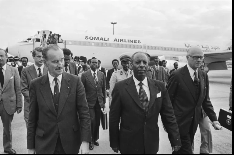 عبقرية جيل الستينات في الصومال.. حينما صاغت الطبيعة عقول الرواد قبل قاعات الدرس