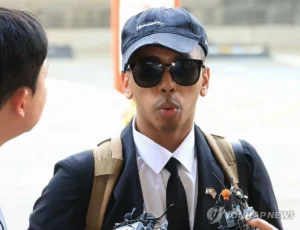 اليوتيوبر الصومالي جوني ينهي مغامراته في سجون سيول.. حين يتحول المحتوى المستفز إلى زنزانة