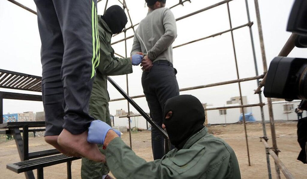 شبكات التجسس في إيران