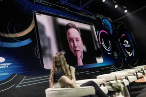 رؤية إيلون ماسك لمستقبل النقل الذكي وتقنيات الذكاء الاصطناعي الفائقة رؤية إيلون ماسك لمستقبل النقل الذكي وتقنيات الذكاء الاصطناعي الفائقة