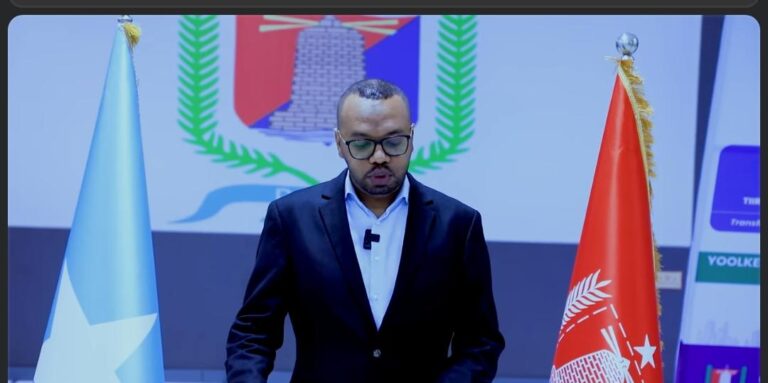 عاجل| إدارة بنادر تقرر وقف إخلاء العقارات وتتعهد بإعادة توطين المتضررين في مقديشو عاجل| إدارة بنادر تقرر وقف إخلاء العقارات وتتعهد بإعادة توطين المتضررين في مقديشو