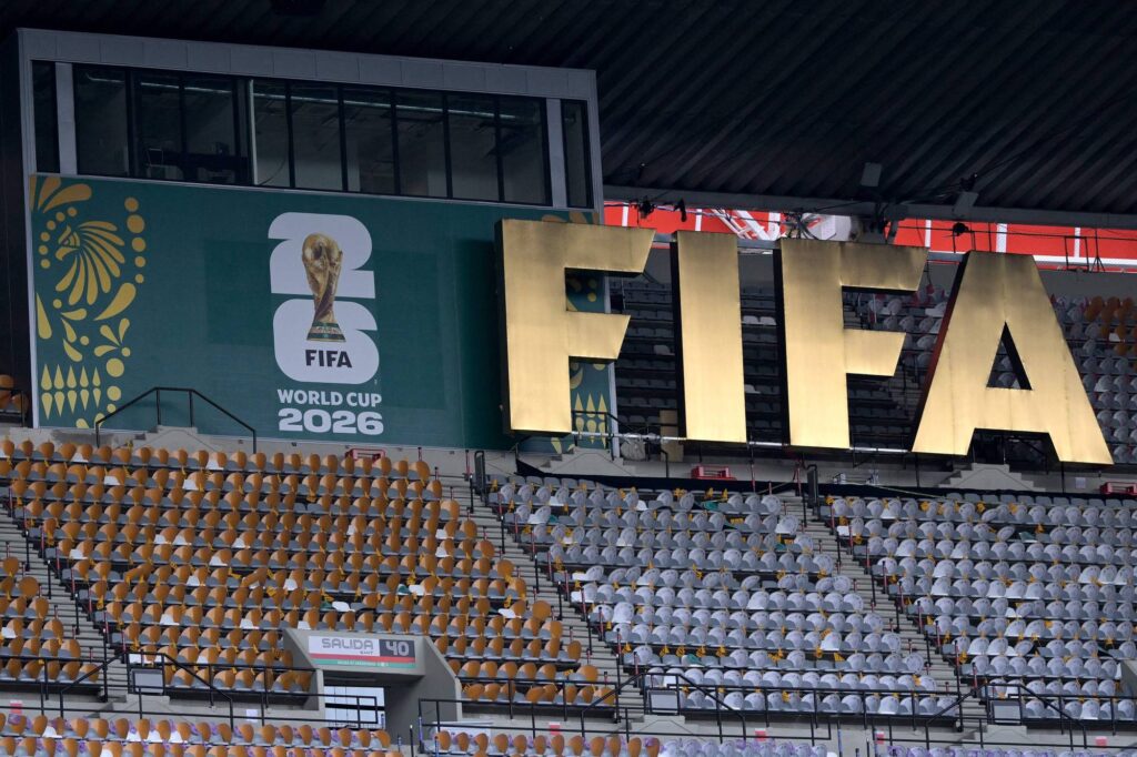 كأس العالم 2026: كيف تعيد التكنولوجيا تشكيل تجربة الجماهير من خلال المنصات الرقمية؟