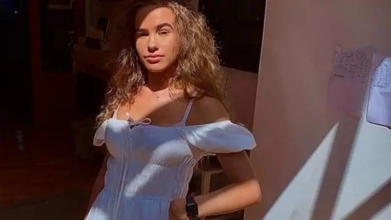 سلطات دبي تحتجز نجمة تيك توك بريطانية بتهمة إنهاء حياة صديقها