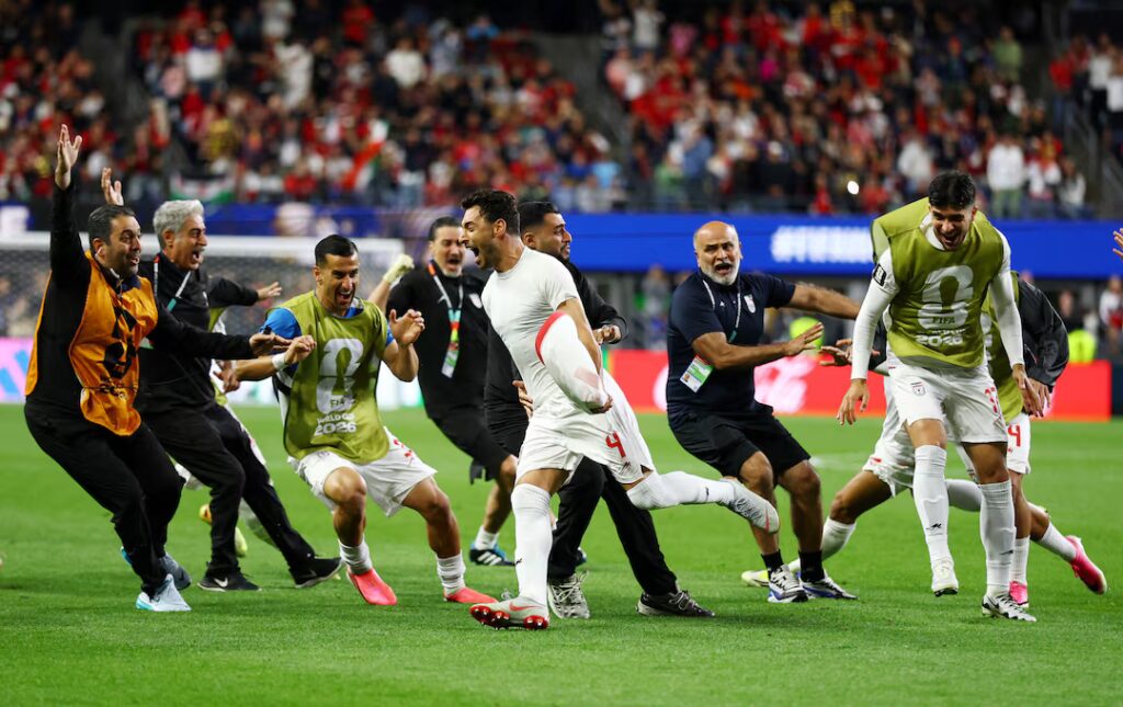 تعادل درامي يمنح منتخب مصر بطاقة العبور التاريخية إلى الدور المقبل في المونديال