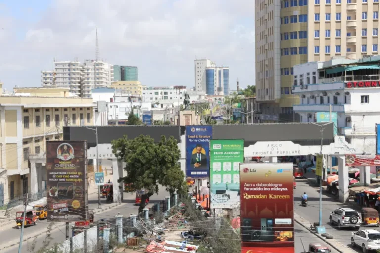 الاستخبارات الصومالية تساعد الولايات المتحدة في اعتقال متهم رئيسي بقضية احتيال مينيسوتا