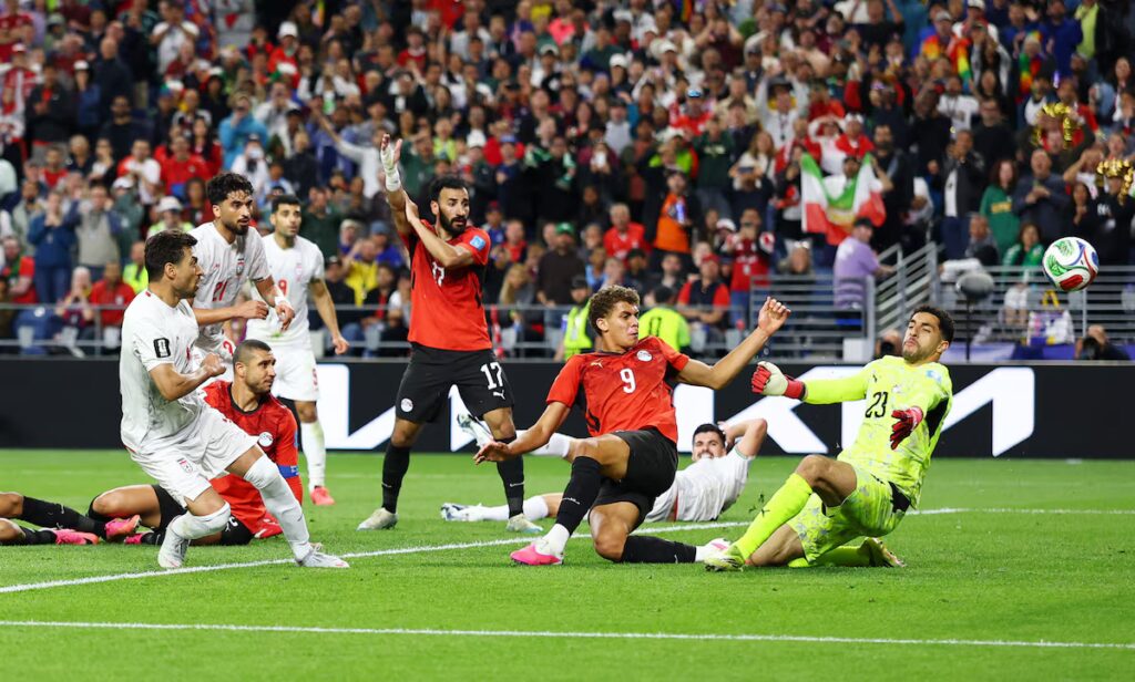 تعادل درامي يمنح منتخب مصر بطاقة العبور التاريخية إلى الدور المقبل في المونديال