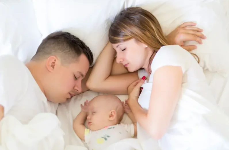 تغيرات دماغ الأب بعد ولادة طفله تكشفها الأبحاث الطبية الحديثة حول هرمونات الذكورة