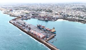 الصومال تطرح 100 مشروع استثماري جديد