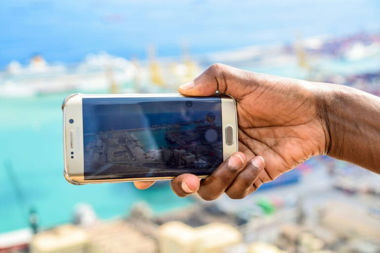 هرمود تطلق برنامجًا لتمويل الهواتف الذكية في الصومال لتعزيز التحول الرقمي تمويل الهواتف الذكية في الصومال